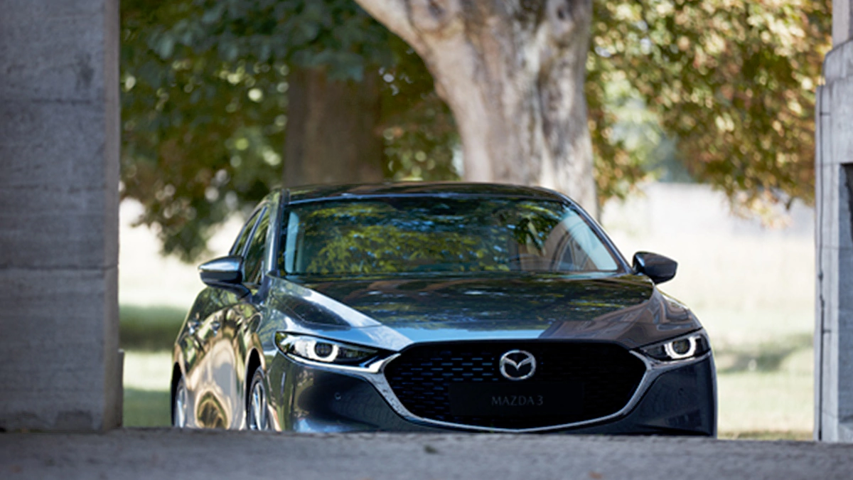 Mazda 3 Sedan ext4
